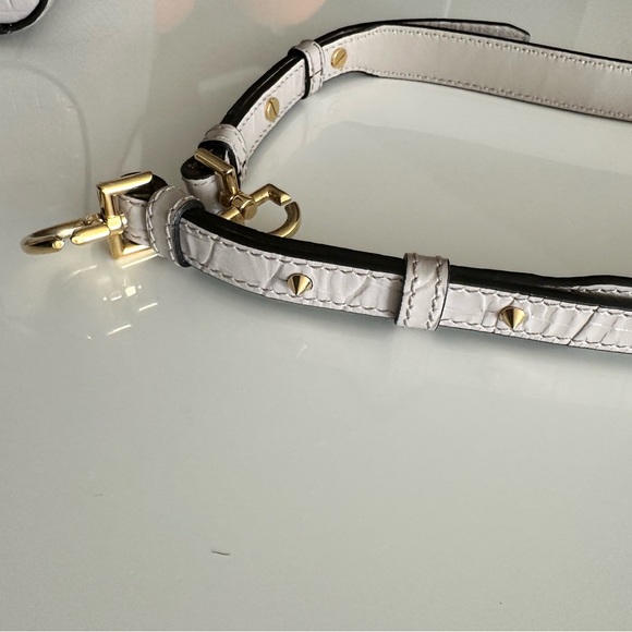 Givenchy Beige Croc-Embossed Bag - Picture 5 of 8